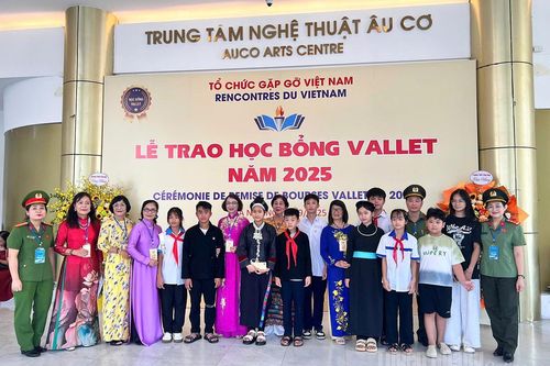 Điểm tựa yêu thương