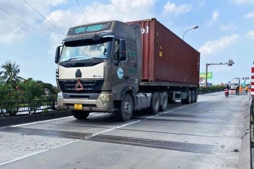 Hà Nội lắp đặt 4 trạm cân điện tử ngăn chặn xe quá tải