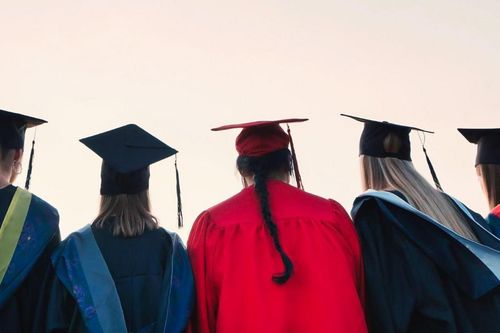 Anh: Đại học chất lượng giảng dạy kém sẽ buộc phải giảm học phí