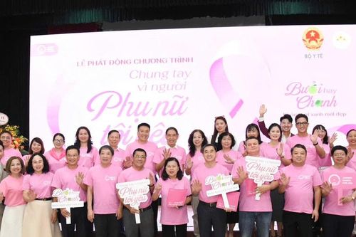 Nâng cao nhận thức về bệnh ung thư vú: 'Chung tay vì người phụ nữ tôi yêu'