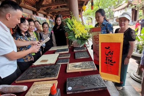 Triển khai tour 'Khám phá di sản thế giới Côn Sơn, Kiếp Bạc'