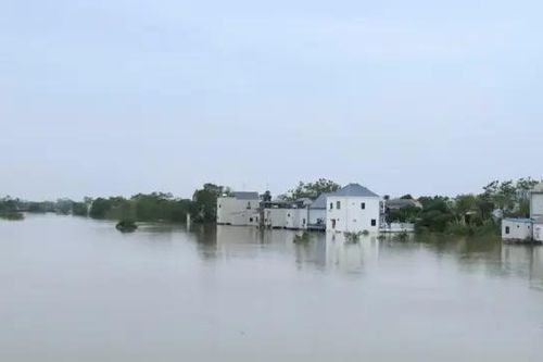 Hà Nội rút lệnh báo động lũ trên sông Tích