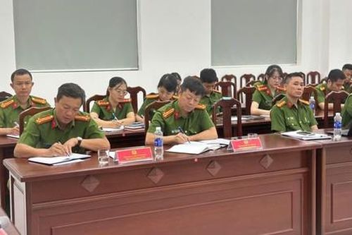 Công an TPHCM: Xử lý triệt để tình trạng thuê biệt thự, villa, căn hộ... tổ chức sử dụng ma túy