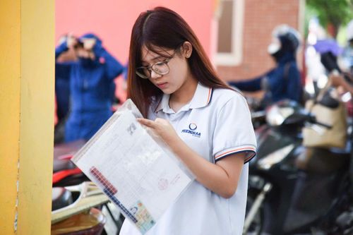 Bộ GD&ĐT dự kiến rút ngắn thời gian cấp bằng tốt nghiệp THPT