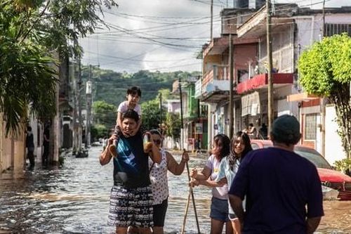 Mưa lũ lớn tại Mexico, gần 200 người thiệt mạng và mất tích