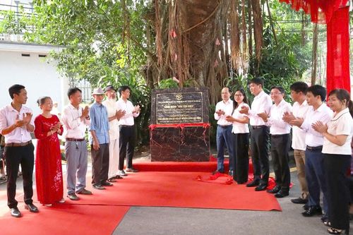 Kỷ niệm 95 năm Ngày truyền thống công tác dân vận của Đảng (15/10/1930 - 15/10/2025):Lấy sự hài lòng của nhân dân là thước đo hiệu quả