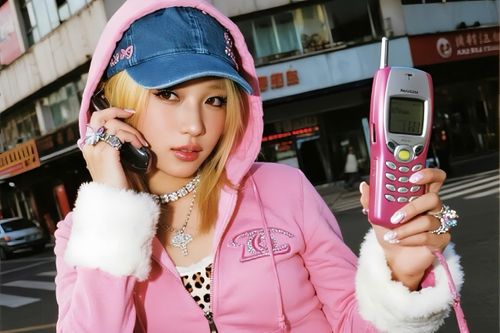 Thế hệ hồi sinh điện thoại cục gạch