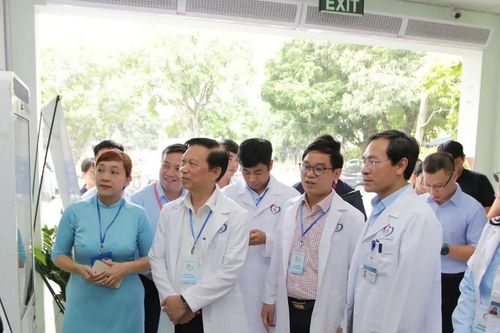 Phát triển đồng bộ, toàn diện lĩnh vực y tế, nâng cao phúc lợi xã hội