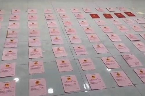 Choáng với khối tài sản khổng lồ của Ngân 98 cất giữ trong két sắt