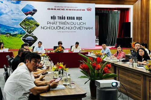 Hướng tới chiến lược khai thác bền vững tài nguyên vùng cao