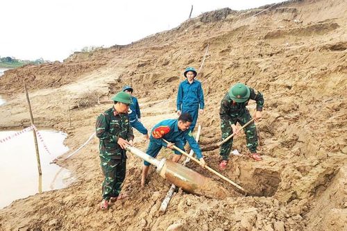 Phát hiện, hủy thành công quả bom nặng 340kg còn sót lại sau chiến tranh