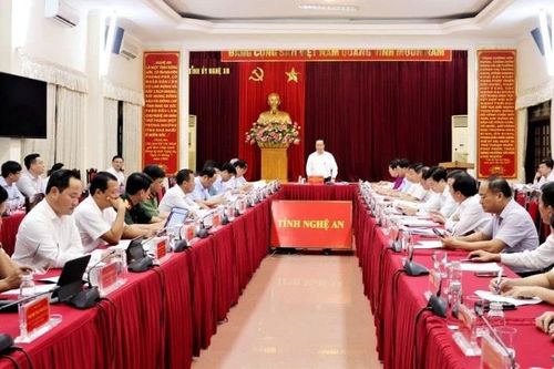 Bí thư Tỉnh ủy Nghệ An: Tập trung hỗ trợ người dân khôi phục nhà ở sau bão, lũ