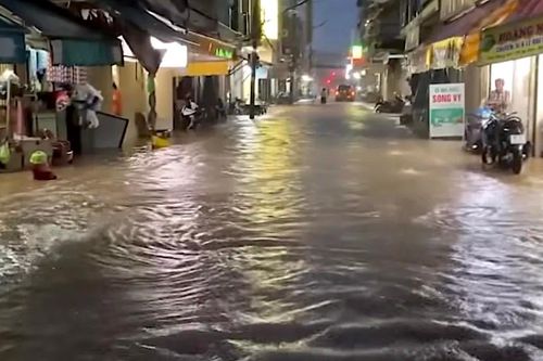 Đồng Tháp: Nước trên sông Tiền lên nhanh gây ngập úng