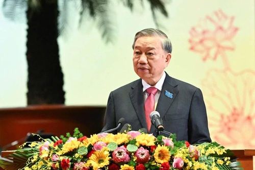 Phát triển Thủ đô không chỉ vì kinh tế mà trước hết là vì con người