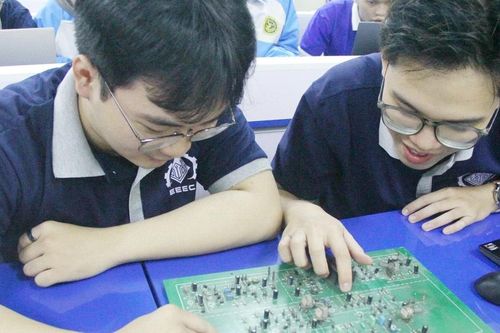 Giáo dục đại học phải là nòng cốt phát triển nhân tài, thúc đẩy đổi mới sáng tạo