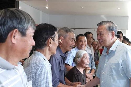 Tổng Bí thư Tô Lâm thăm nhân dân tỉnh Thái Nguyên bị thiệt hại do mưa lũ gây ra