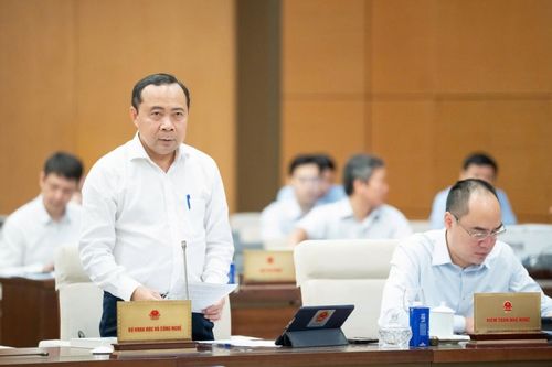 Bảo đảm chuyển đổi số toàn diện, không để vùng khó khăn bị bỏ lại phía sau