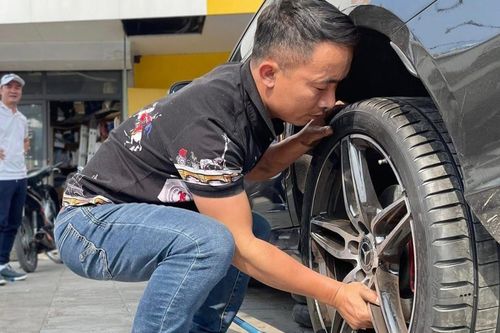 Ô tô chỉ ngập nhẹ, phanh vẫn 'chết cứng': Coi chừng mất cả chục triệu