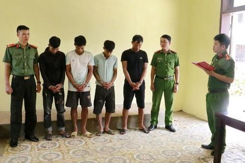 Cạn tình đến thế là cùng