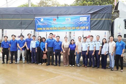 Đoàn Thanh niên Bộ Công Thương phối hợp trao quà hỗ trợ đồng bào vùng lũ Thái Nguyên