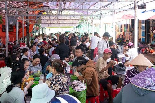 Lễ hội của lòng dân
