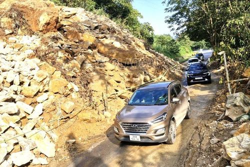 Cần thời gian để xử lý hơn 300 điểm sạt lở trên Quốc lộ 4D