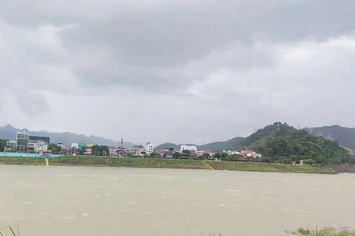 Đóng cửa xả đáy hồ Thủy điện Hòa Bình vào lúc 17 giờ hôm nay