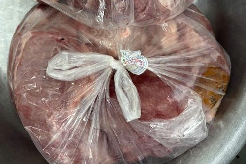 Hà Nội: Trường Tiểu học Cự Khê bị phản ánh nhập thực phẩm có dấu hiệu ôi thiu