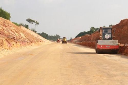 Chạy nước rút, đua tiến độ trên cao tốc Tuyên Quang - Hà Giang