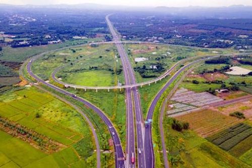 Nhiều bất cập trong quản lý, vận hành đường cao tốc