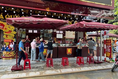 Nguy cơ tiếp tục ngập lụt - Người dân chủ động ứng phó