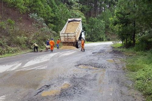 Ban Quản lý bảo trì đường bộ thông báo sửa chữa đường tỉnh 212