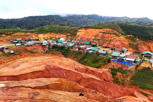 Từ vùng sạt lở đến khu tái định cư… lại sạt lở: Nỗi ám ảnh người dân Lâm Đồng