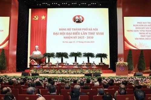 Tóm tắt Báo cáo chính trị trình Đại hội đại biểu Đảng bộ thành phố Hà Nội lần thứ XVIII