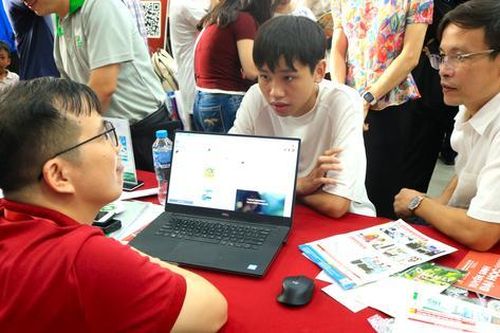 Tuyển sinh đại học 2026: Bộ GD&ĐT 'siết' phương thức, trường đại học rục rịch đổi mới