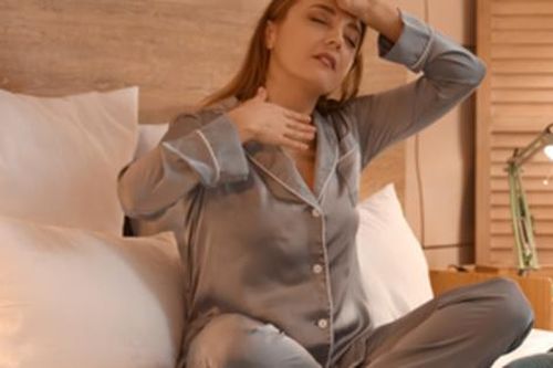 Ngày càng nhiều phụ nữ mới ngoài 30 đã tiền mãn kinh, làm sao để ngăn chặn?
