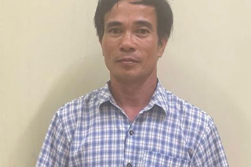 Tạm giữ hình sự người đàn ông tấn công, cầm bút đe dọa 'chọc vào mặt' nữ bác sĩ