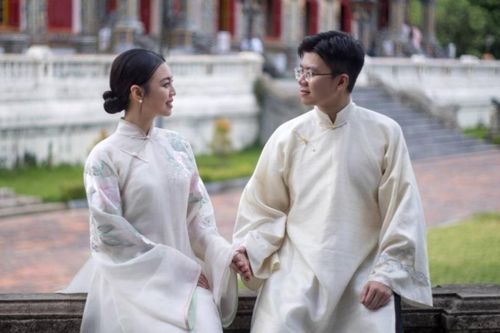 Thiếu gia Phan Hoàng và 'tiểu thư nghìn tỷ' sau đám hỏi