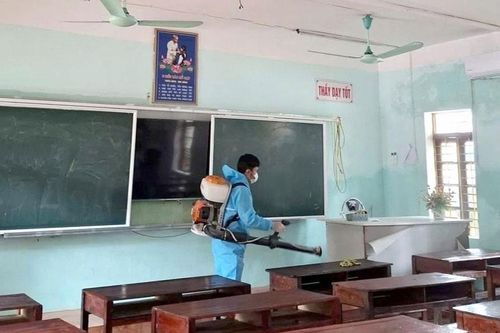 Trẻ tiêu chảy sau lũ, một phường ở Tuyên Quang phải cho tạm nghỉ học