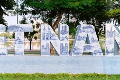 Biểu tượng mới từ ký ức và tương lai