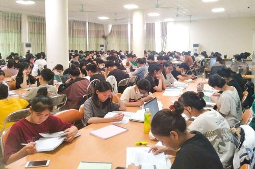 Văn hóa đọc trong giới trẻ Hà Tĩnh: Giữ lửa tri thức giữa kỷ nguyên số