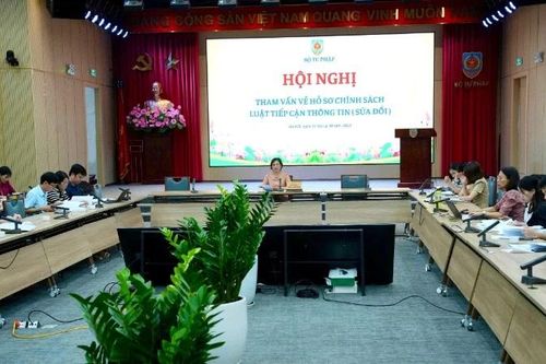 Bảo đảm quyền tiếp cận thông tin, thúc đẩy minh bạch và trách nhiệm giải trình