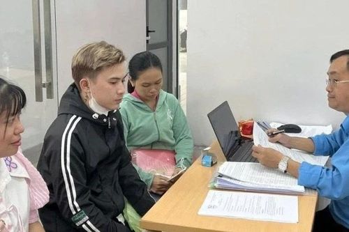 Người lao động khốn khổ vì doanh nghiệp nợ Bảo hiểm xã hội