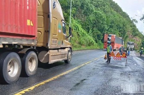 Khắc phục xong hư hỏng trên Quốc lộ 1A đoạn qua thành phố Huế sau ngập lụt