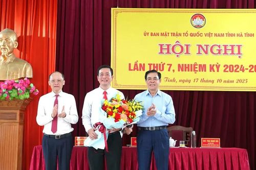 Chân dung Chủ tịch Ủy ban MTTQ Việt Nam tỉnh Hà Tĩnh