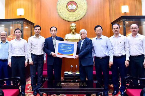 Bộ Ngoại giao ủng hộ đồng bào vùng bão số 10