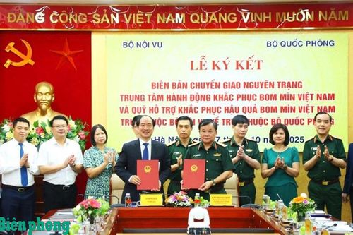 Bộ Quốc phòng tiếp nhận Trung tâm hành động khắc phục bom mìn Việt Nam