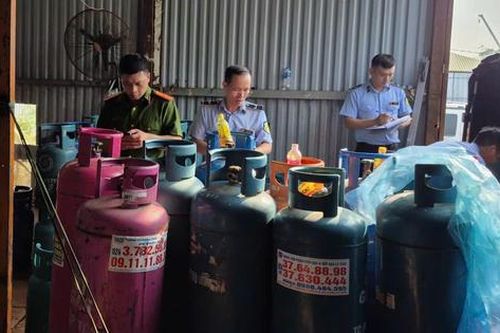 Liên ngành Hà Nội phát hiện cơ sở sang chiết, kinh doanh khí LPG trái phép quy mô lớn