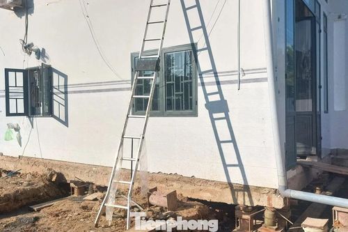 'Thần đèn' đưa căn nhà xây nhầm trên đất người khác về đúng vị trí