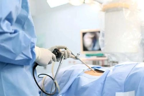 Bị bỏ quên trong cơ thể, ống thông cứu thận hóa thành 'sát thủ'